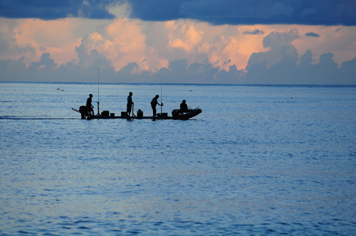返航收工 鍾其勳